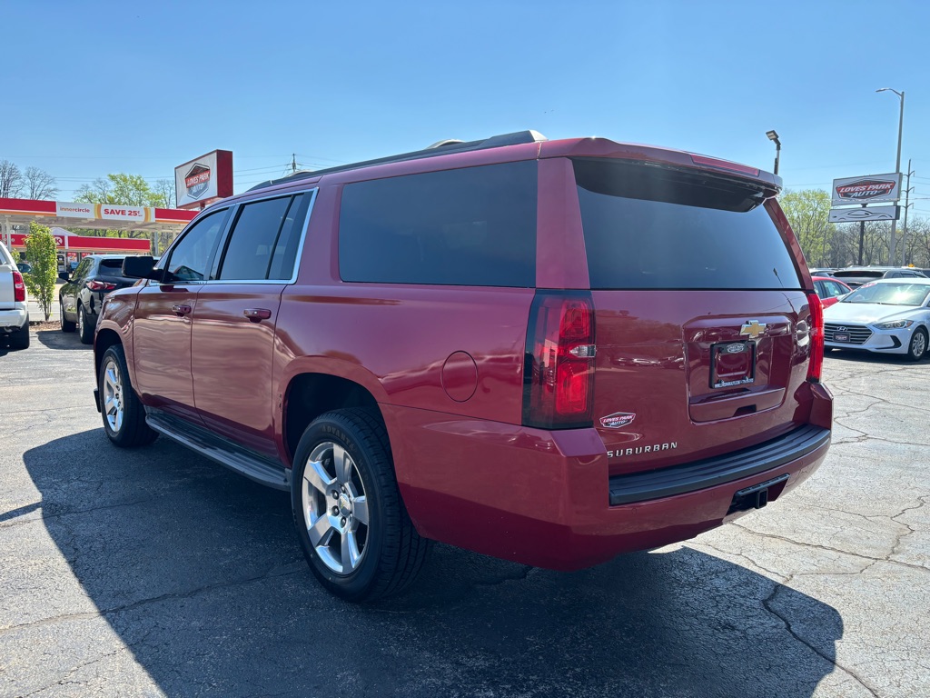 Photo 4 of this CHEVROLET SUBURBAN
