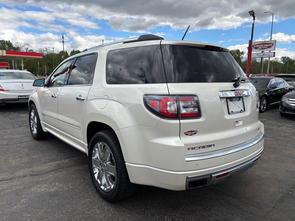 Photo 3 of this GMC ACADIA