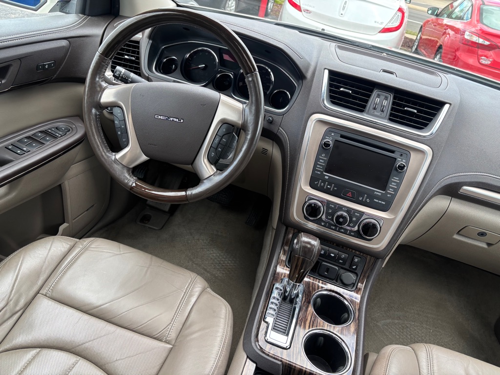 Photo 5 of this GMC ACADIA
