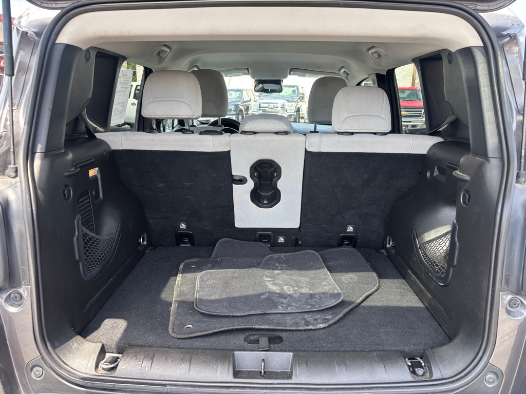 Photo 11 of this JEEP RENEGADE