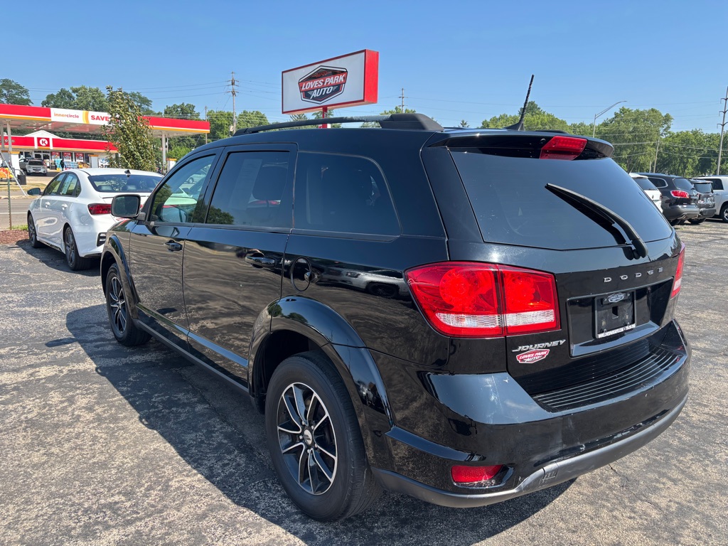 Photo 3 of this DODGE JOURNEY