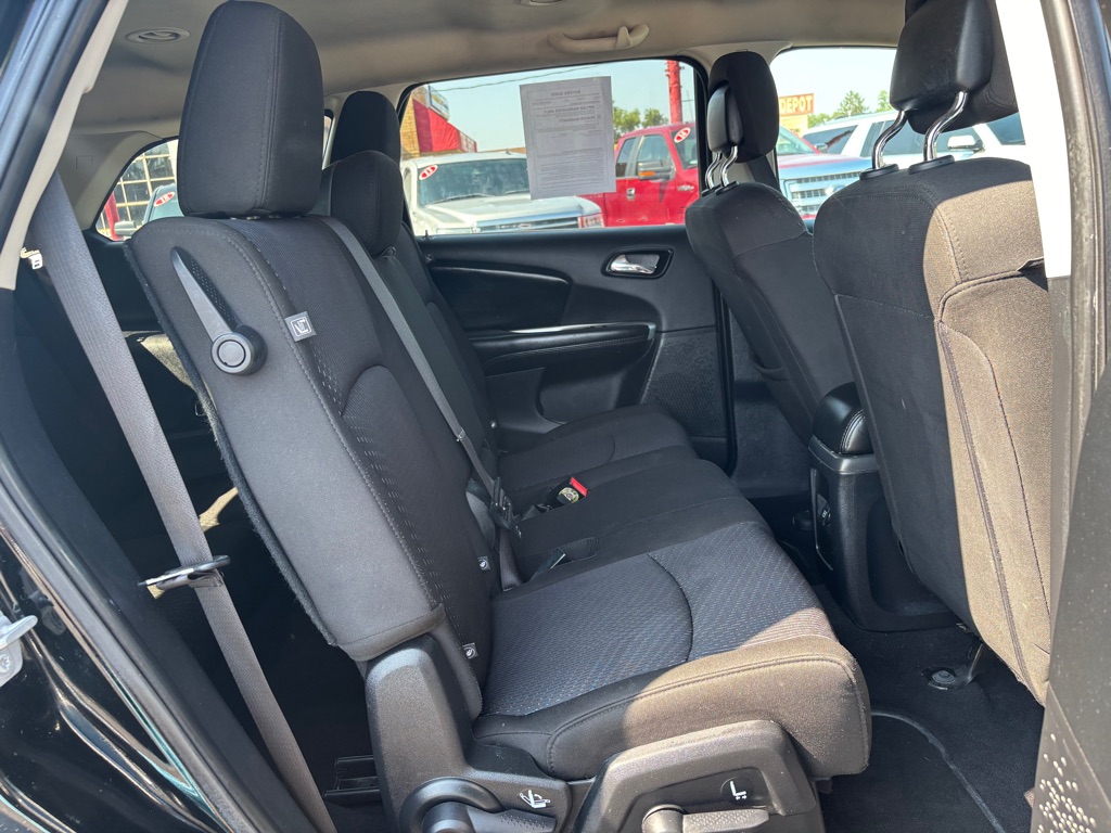 Photo 8 of this DODGE JOURNEY