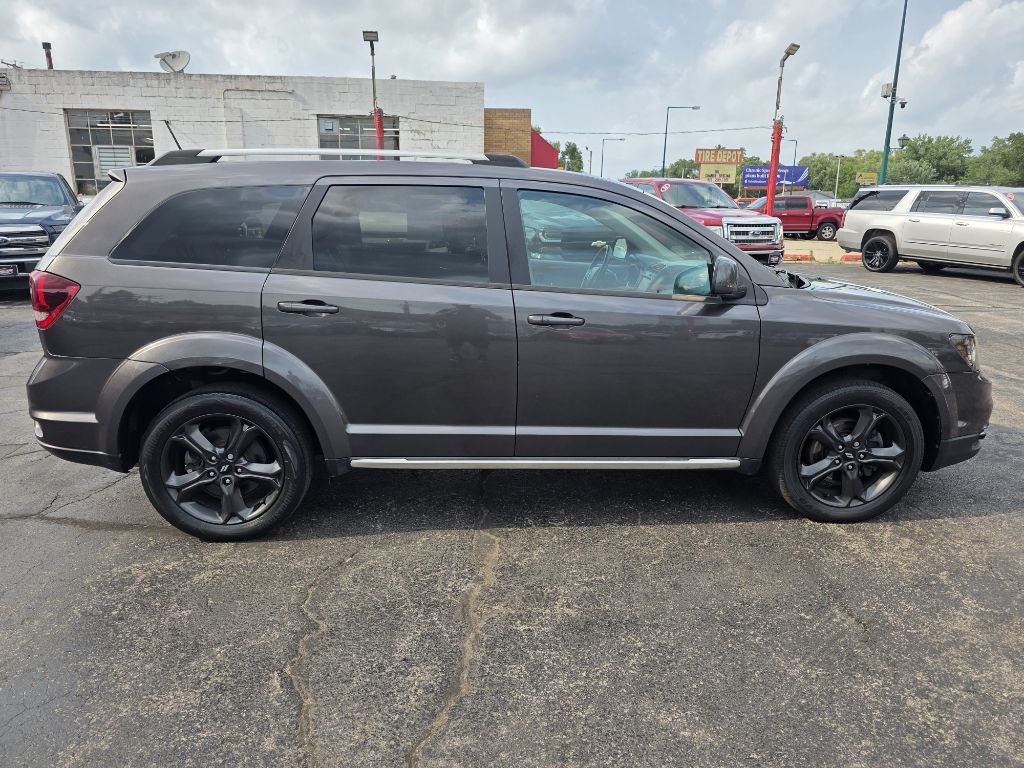 Photo 7 of this DODGE JOURNEY
