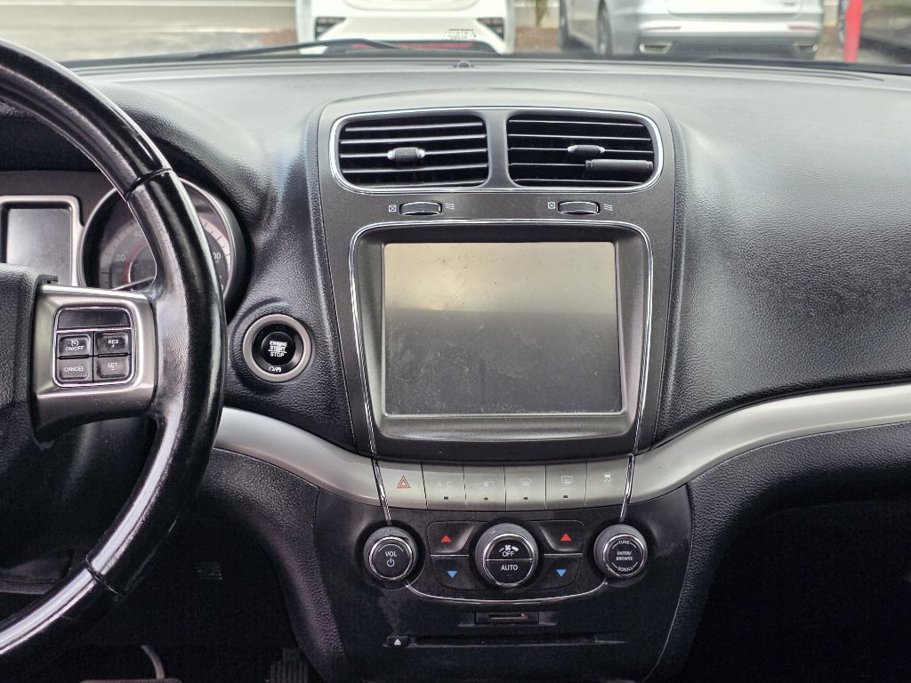 Photo 13 of this DODGE JOURNEY
