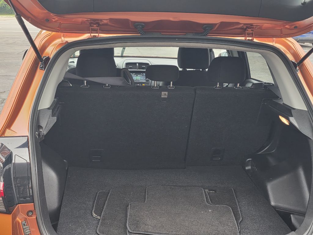 Photo 15 of this MITSUBISHI OUTLANDER SPORT