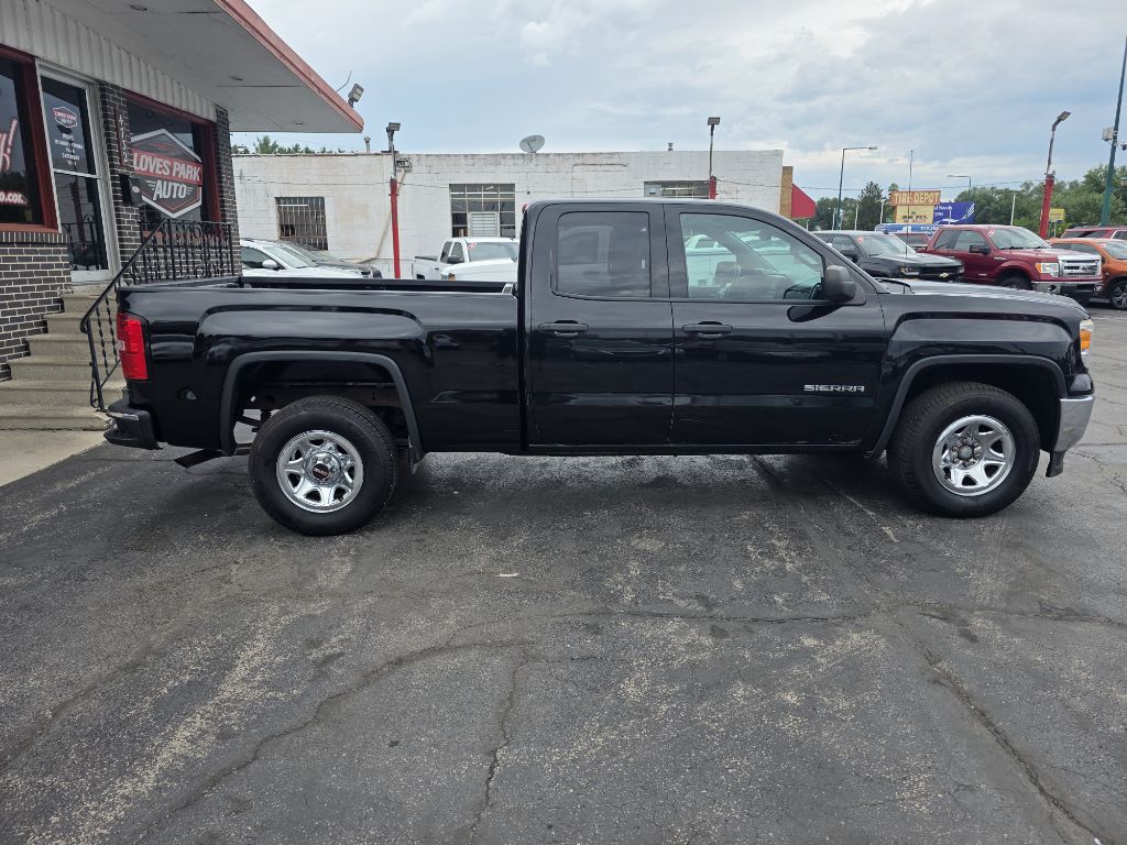 Photo 8 of this GMC SIERRA