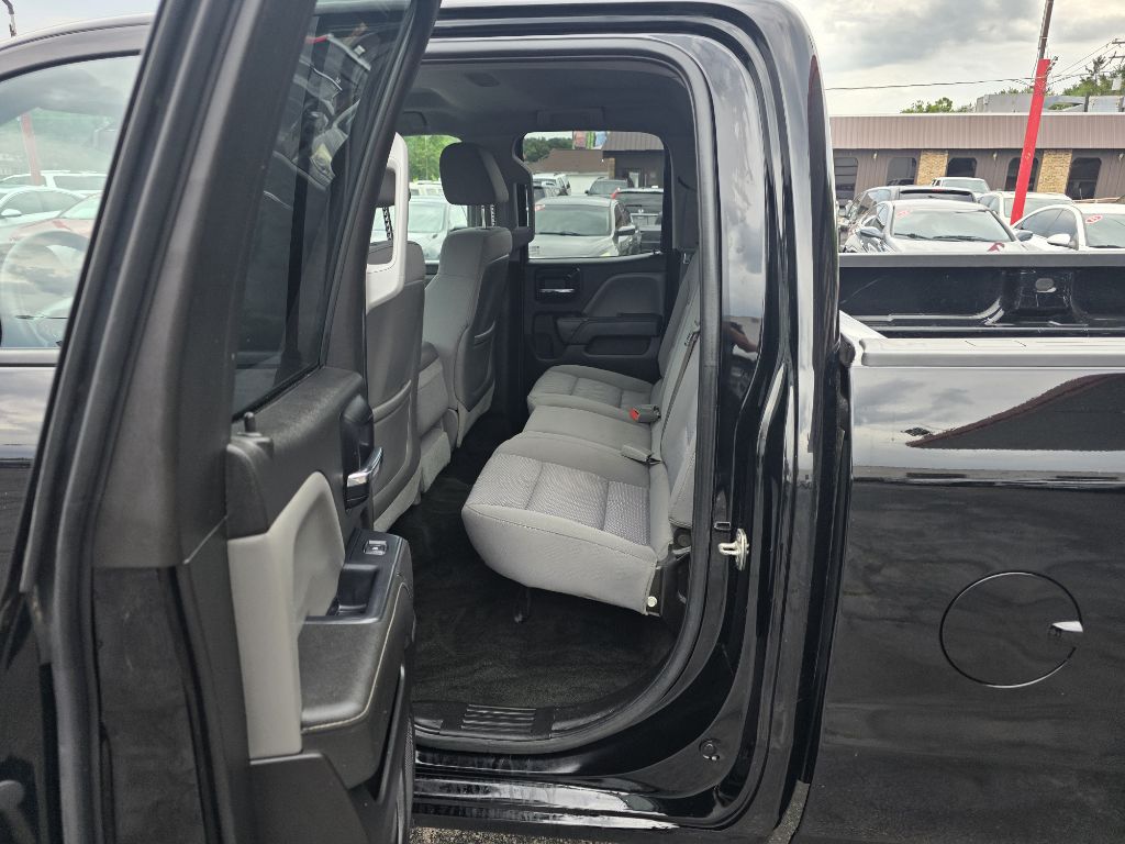 Photo 10 of this GMC SIERRA