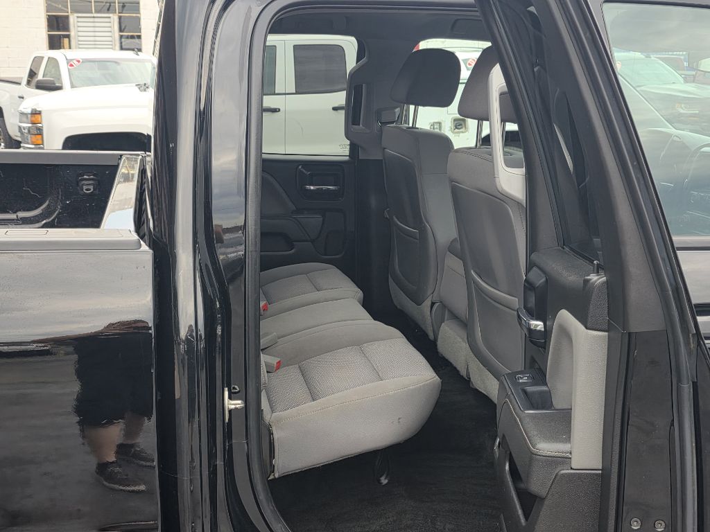 Photo 12 of this GMC SIERRA