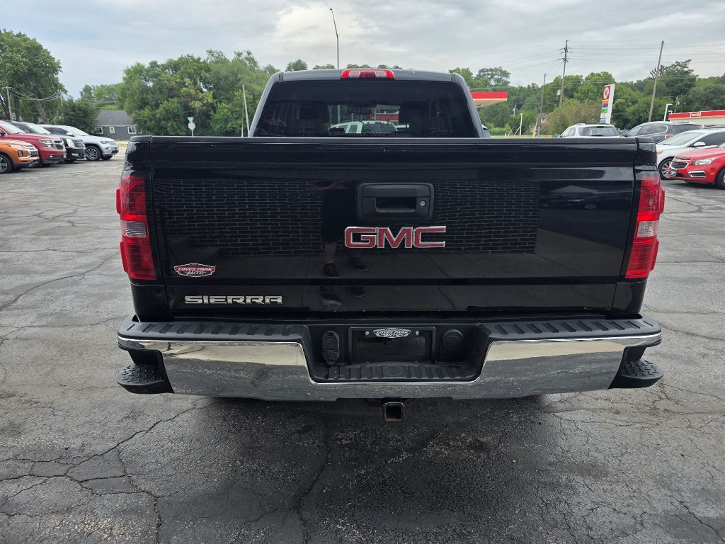 Photo 6 of this GMC SIERRA