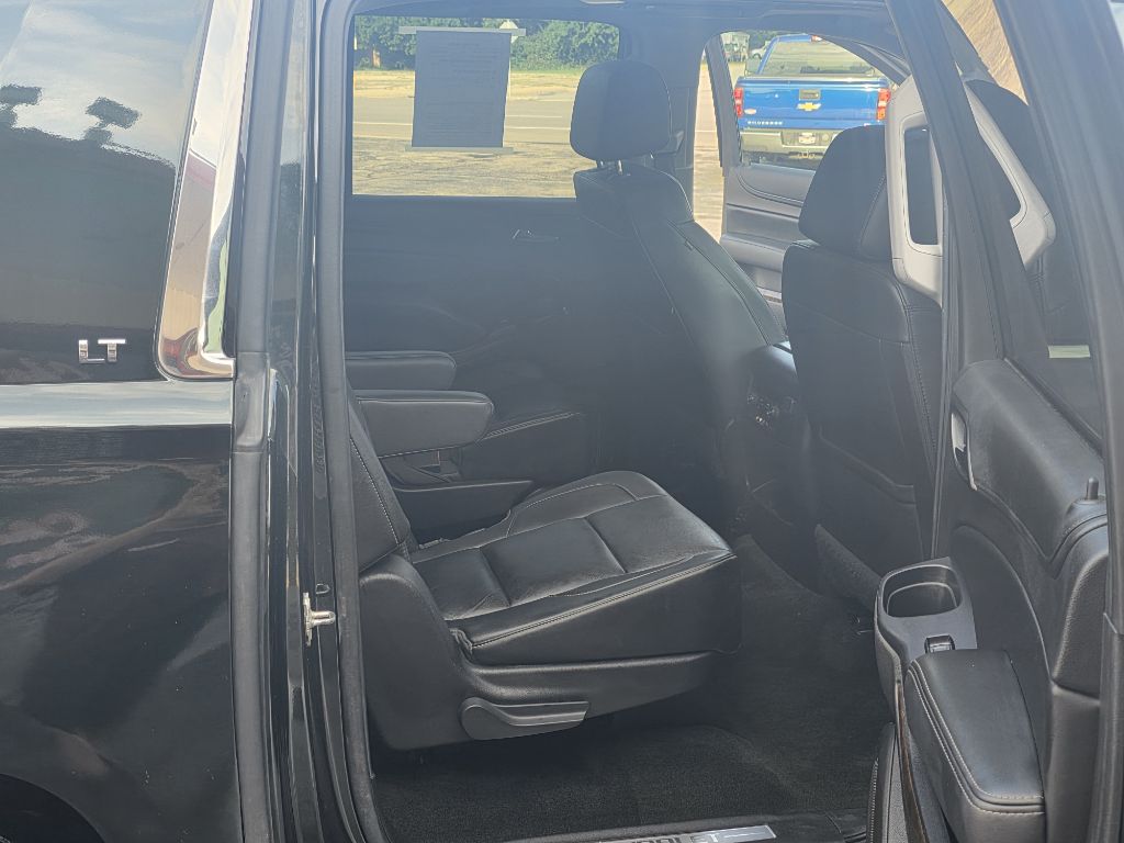 Photo 15 of this CHEVROLET SUBURBAN