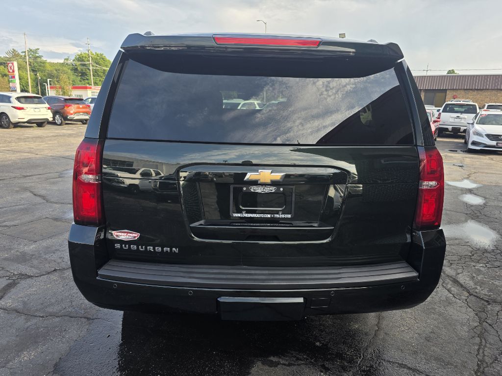 Photo 4 of this CHEVROLET SUBURBAN