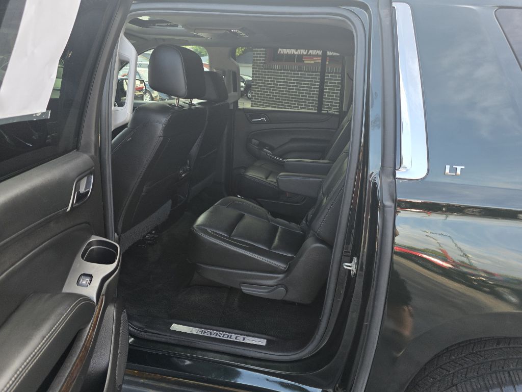 Photo 10 of this CHEVROLET SUBURBAN