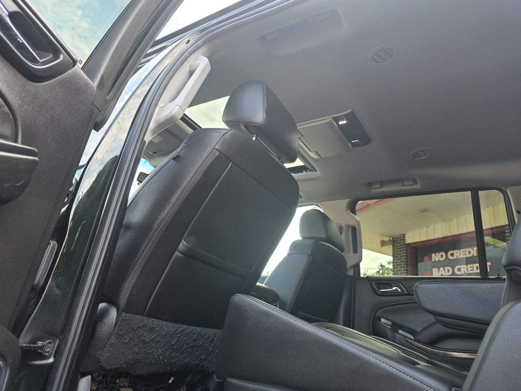 Photo 11 of this CHEVROLET SUBURBAN