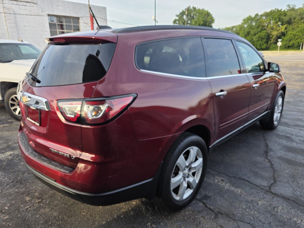 Photo 5 of this CHEVROLET TRAVERSE