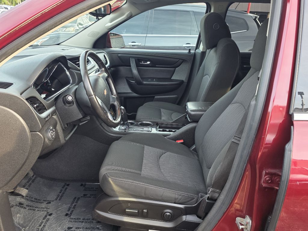 Photo 10 of this CHEVROLET TRAVERSE