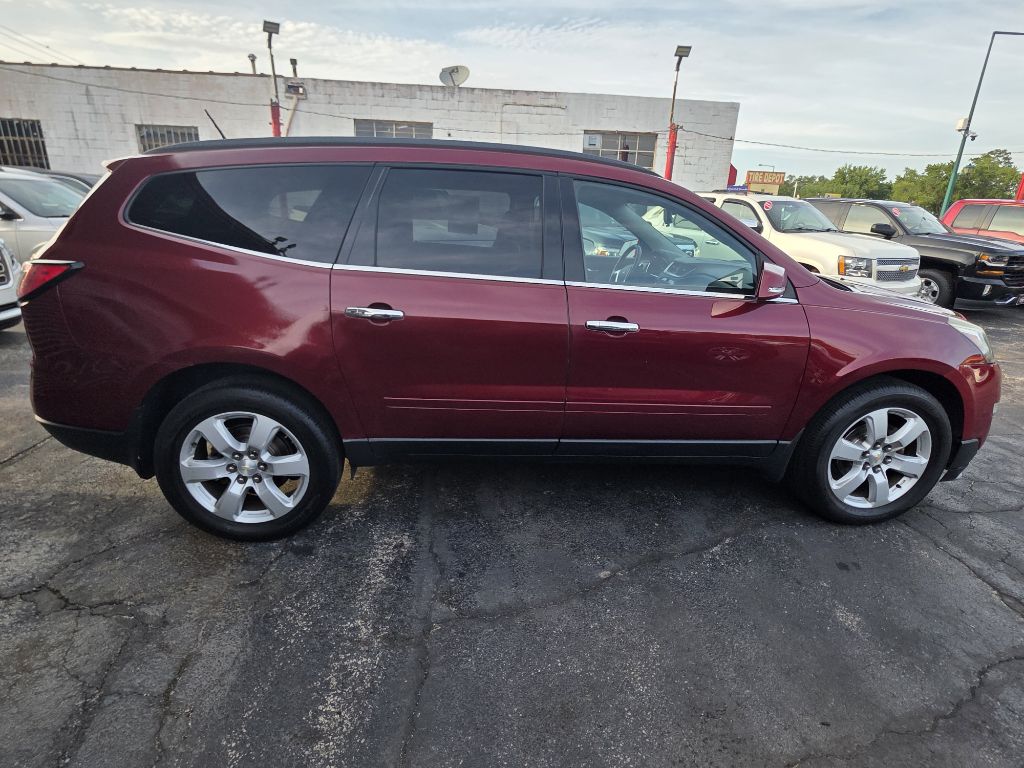 Photo 8 of this CHEVROLET TRAVERSE