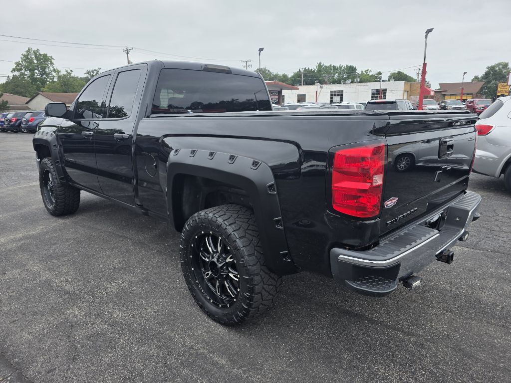Photo 4 of this CHEVROLET SILVERADO 1500