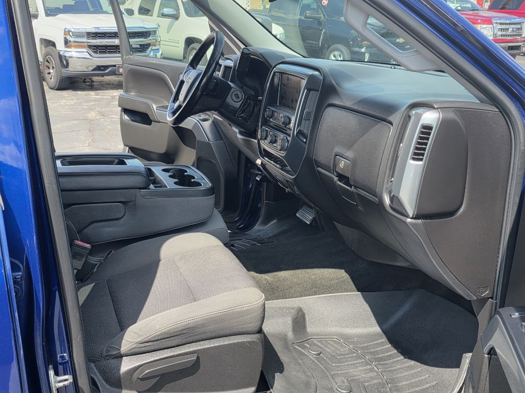 Photo 14 of this CHEVROLET SILVERADO 1500