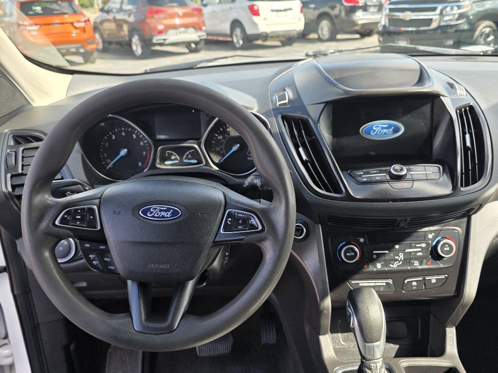 Photo 11 of this FORD ESCAPE
