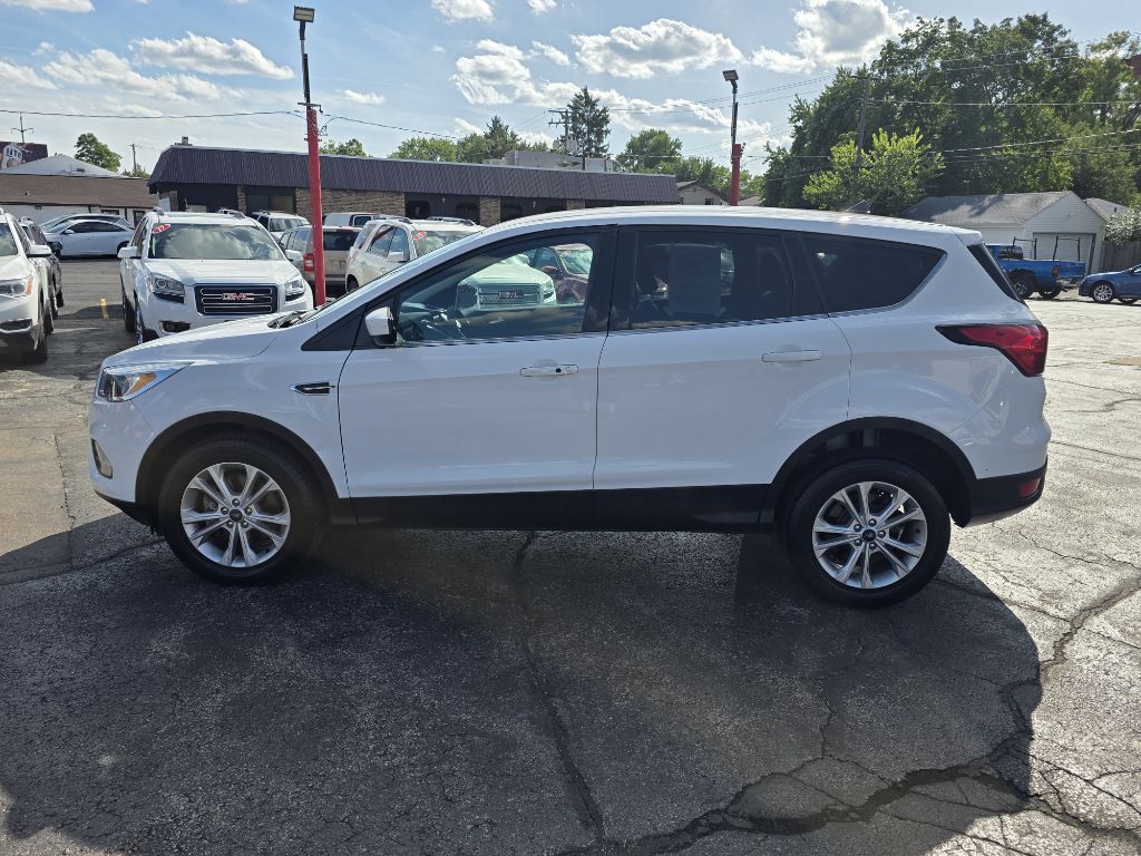 Photo 3 of this FORD ESCAPE