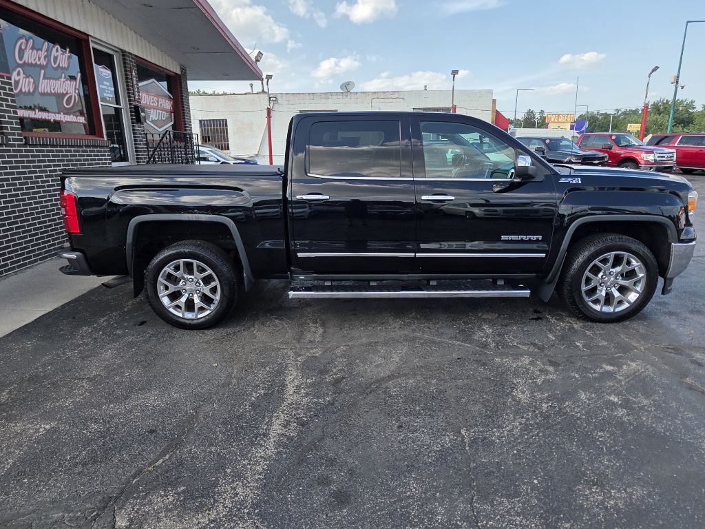 Photo 7 of this GMC SIERRA
