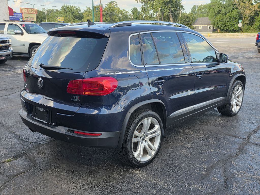 Photo 3 of this VOLKSWAGEN TIGUAN