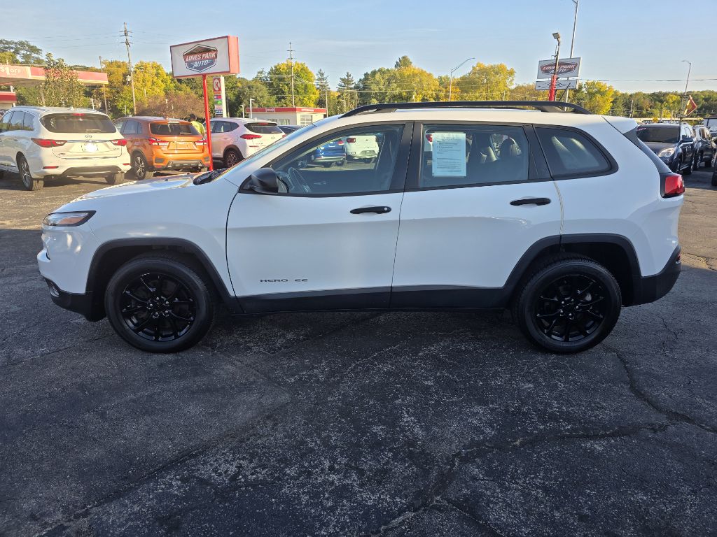 Photo 2 of this JEEP CHEROKEE