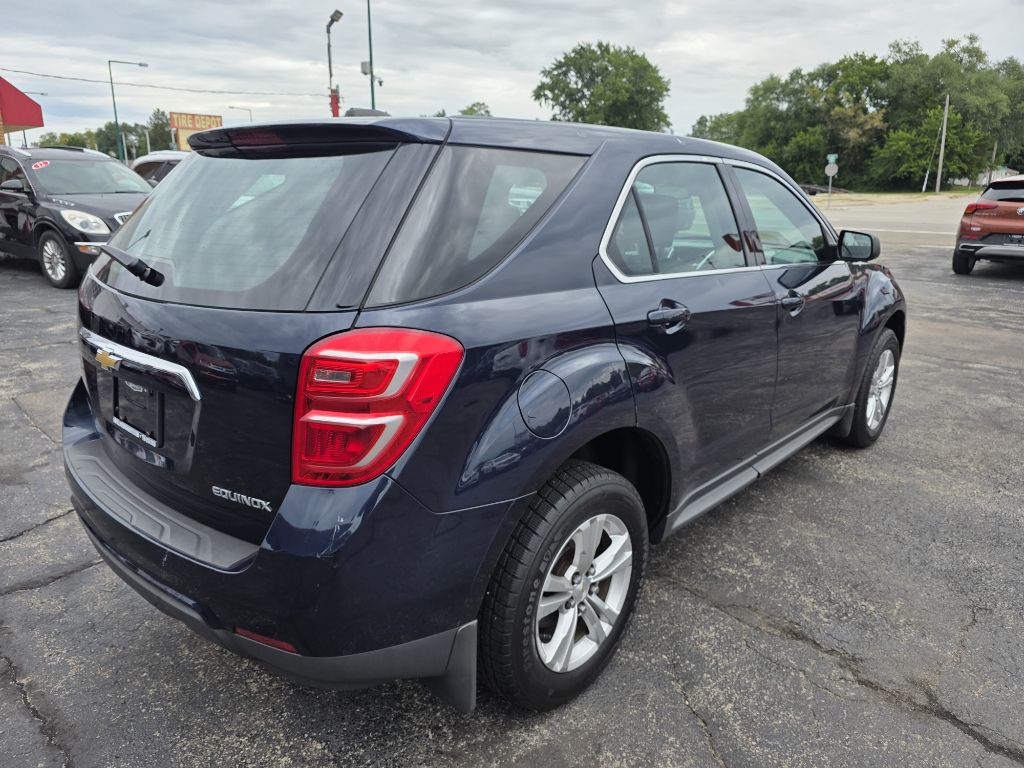 Photo 5 of this CHEVROLET EQUINOX