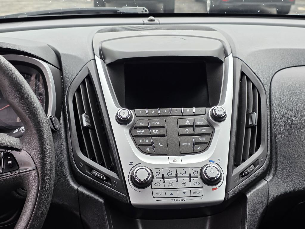 Photo 17 of this CHEVROLET EQUINOX