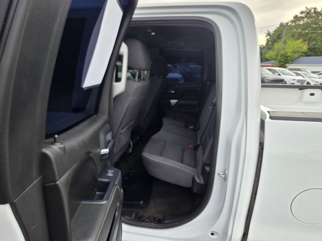 Photo 9 of this CHEVROLET SILVERADO 1500