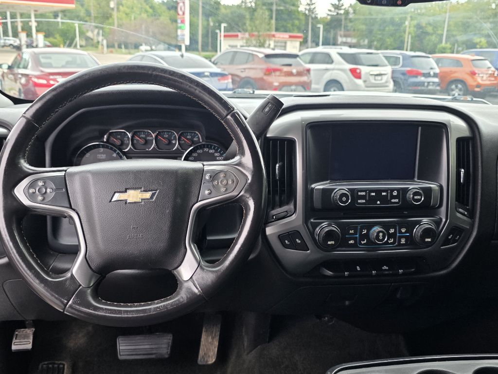 Photo 11 of this CHEVROLET SILVERADO 1500