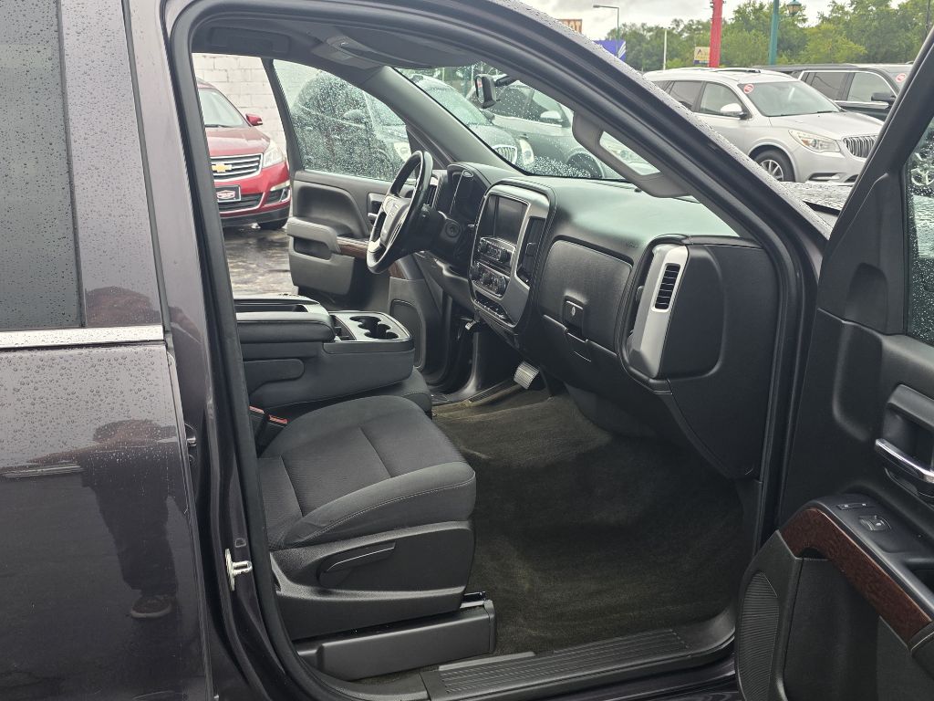 Photo 14 of this GMC SIERRA