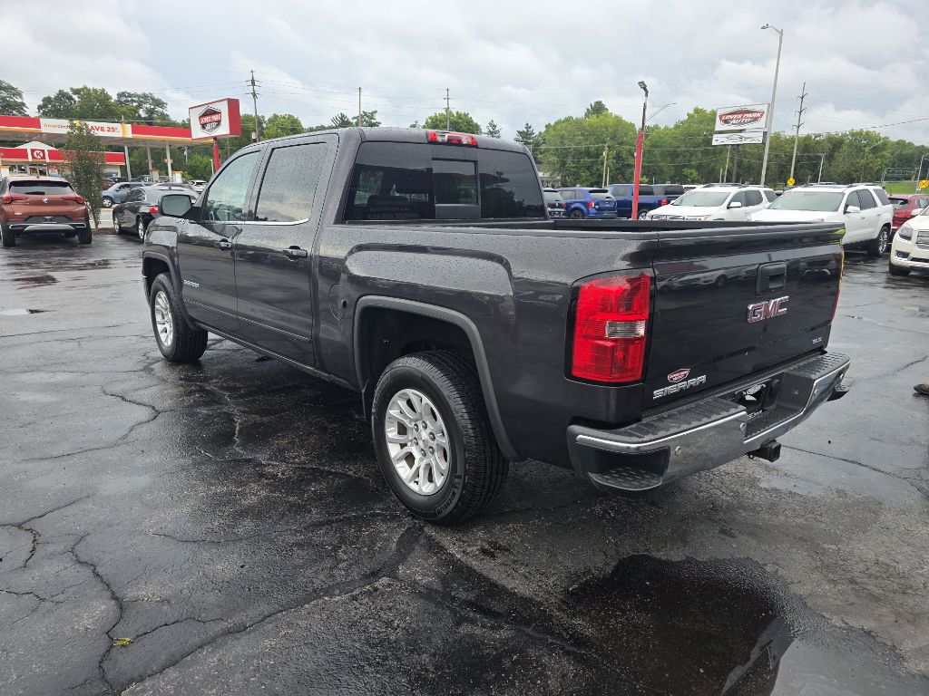 Photo 3 of this GMC SIERRA