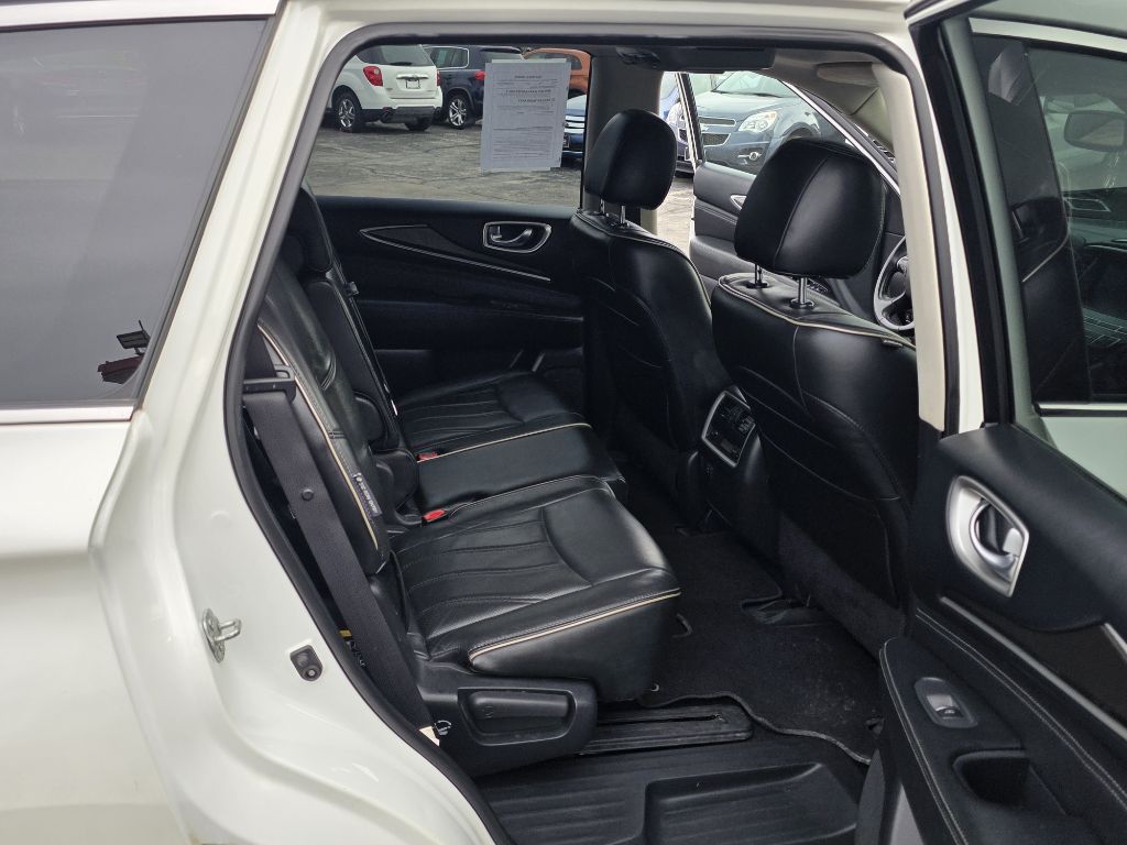 Photo 15 of this INFINITI QX60