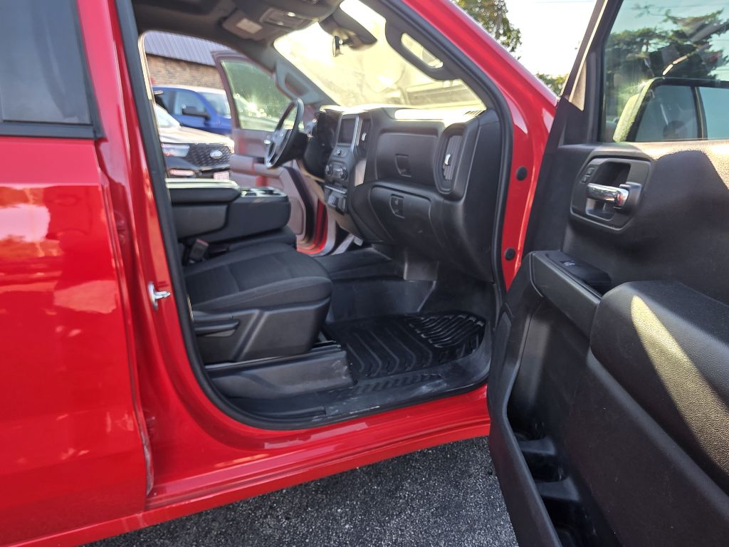 Photo 23 of this CHEVROLET SILVERADO 1500