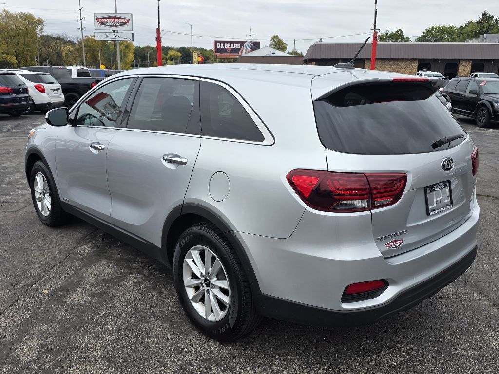 Photo 4 of this KIA SORENTO