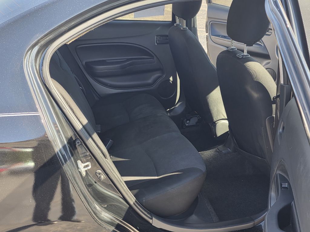 Photo 13 of this MITSUBISHI MIRAGE