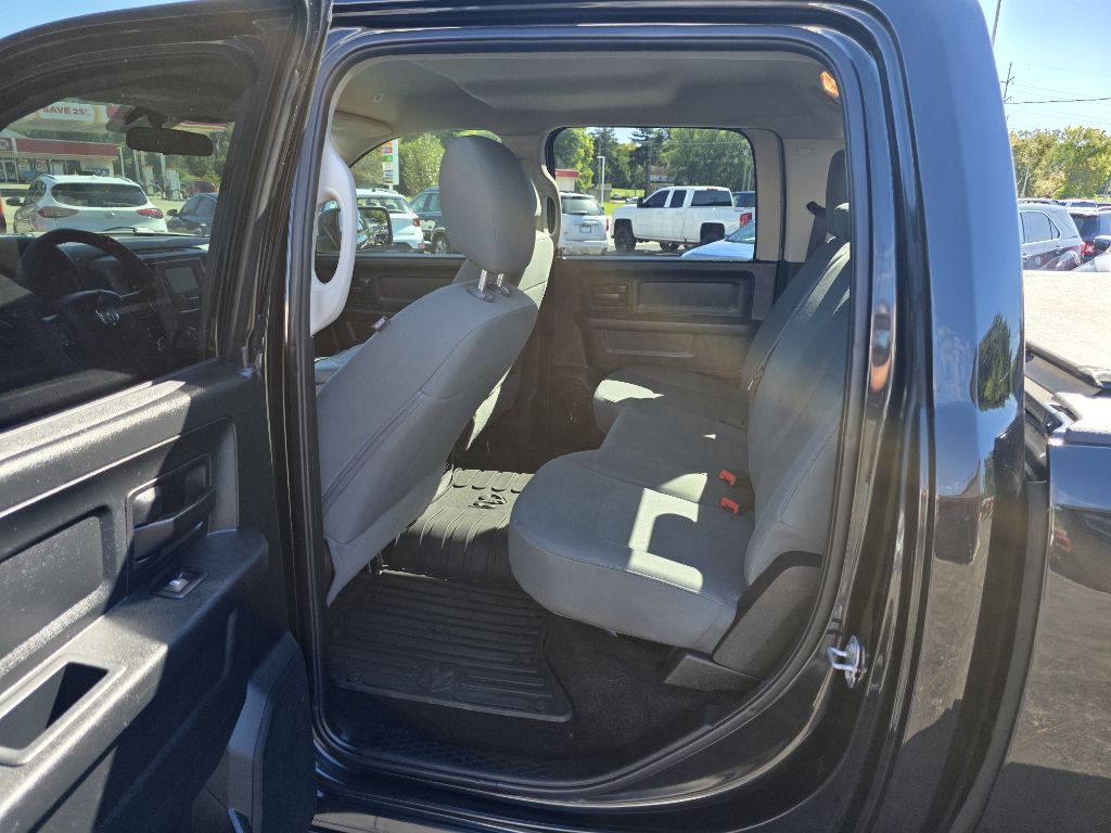 Photo 10 of this RAM 1500