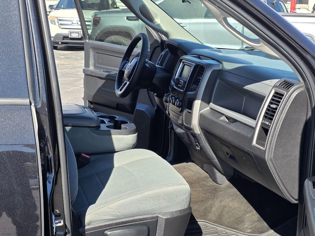 Photo 14 of this RAM 1500