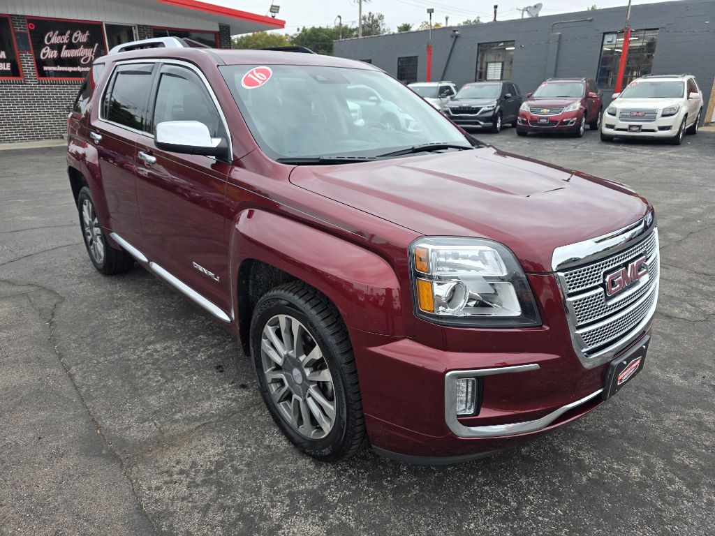 Photo 6 of this GMC TERRAIN