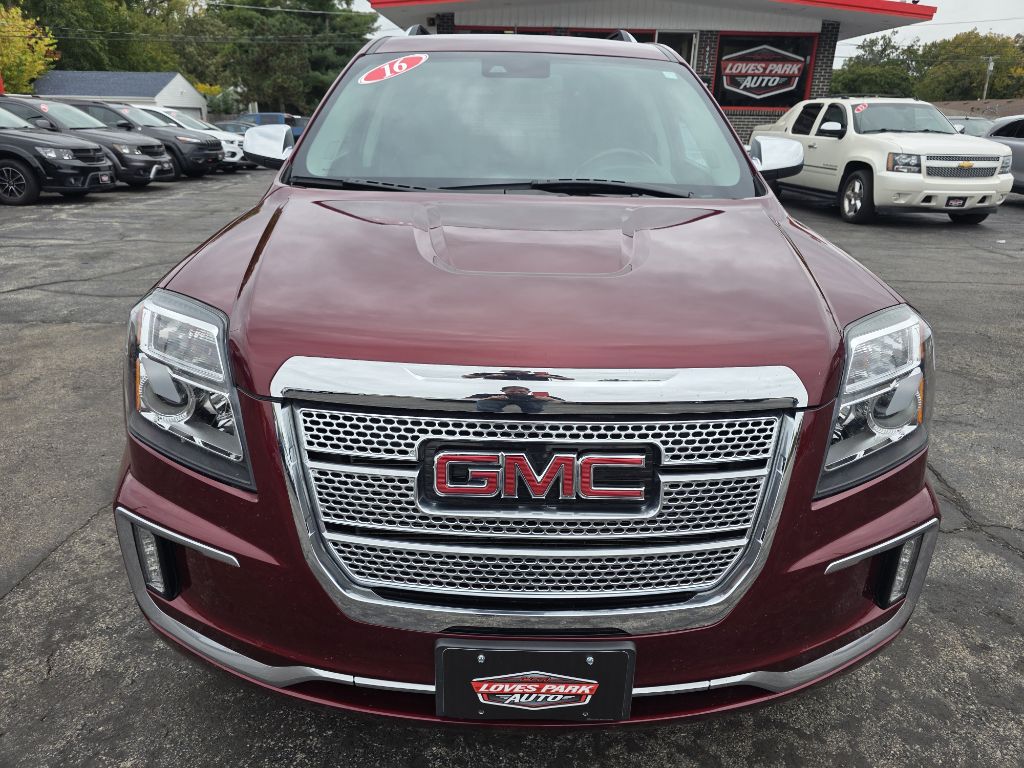 Photo 8 of this GMC TERRAIN