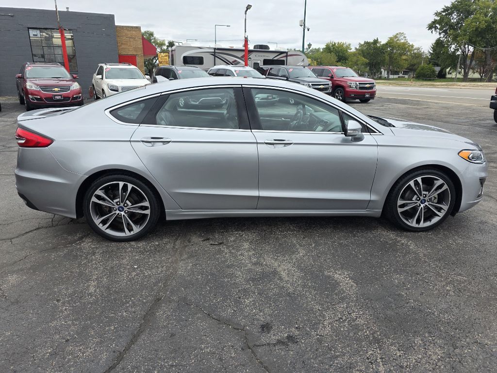 Photo 8 of this FORD FUSION