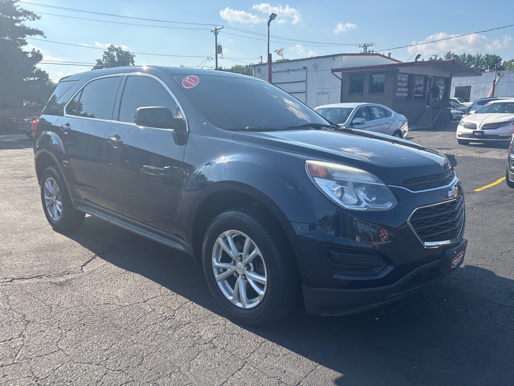 2017 CHEVROLET EQUINOX LS's photo