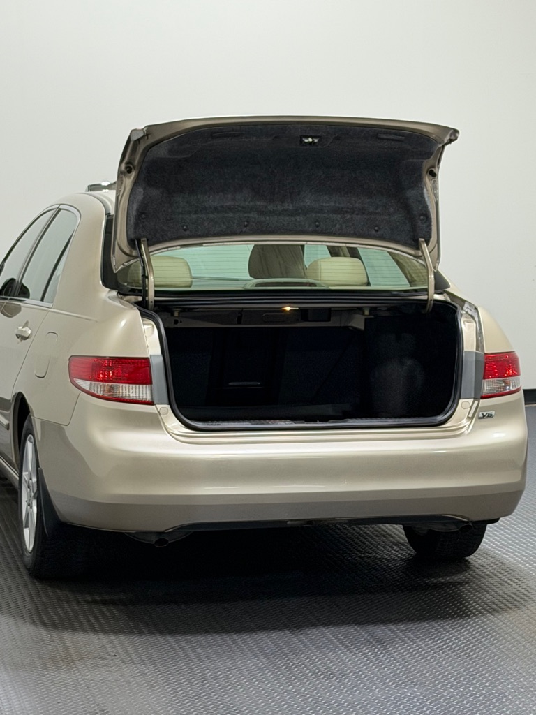 Photo 12 of this HONDA ACCORD