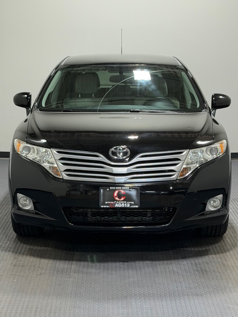 Photo 2 of this TOYOTA VENZA