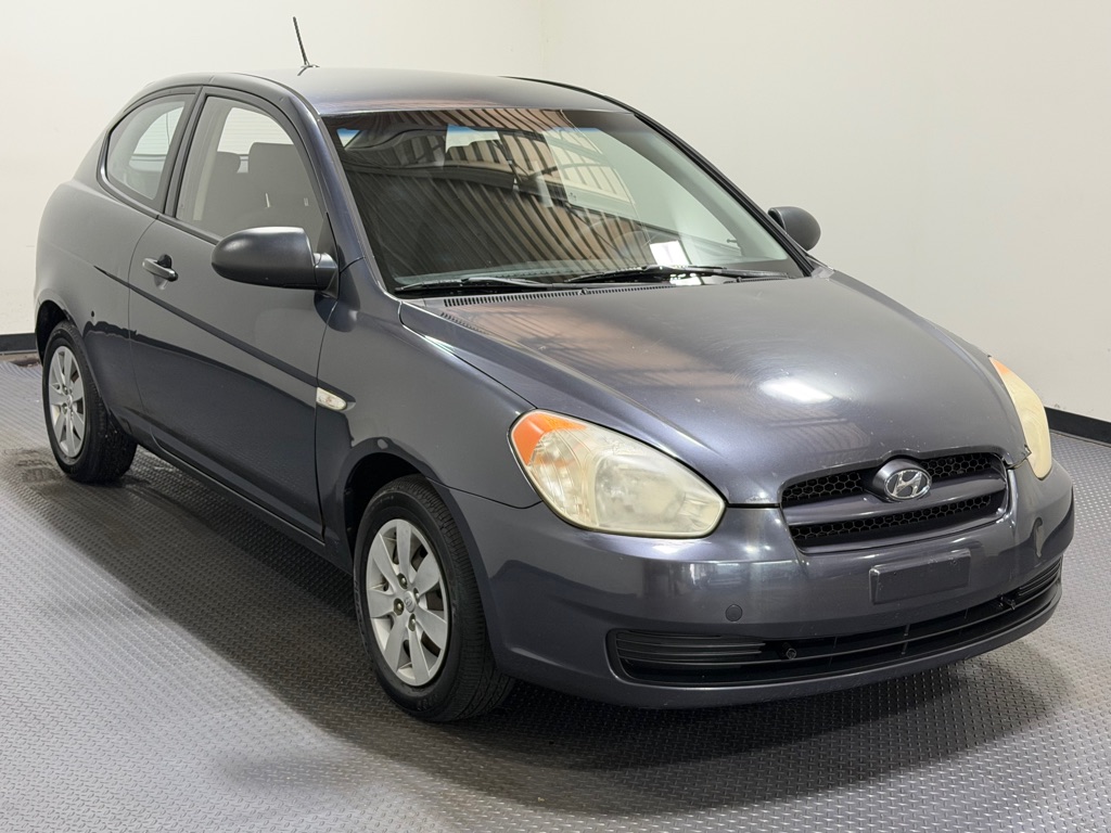 Photo 4 of this HYUNDAI ACCENT