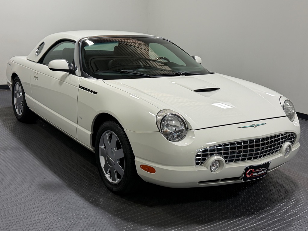Photo 4 of this FORD THUNDERBIRD