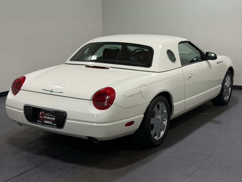 Photo 5 of this FORD THUNDERBIRD