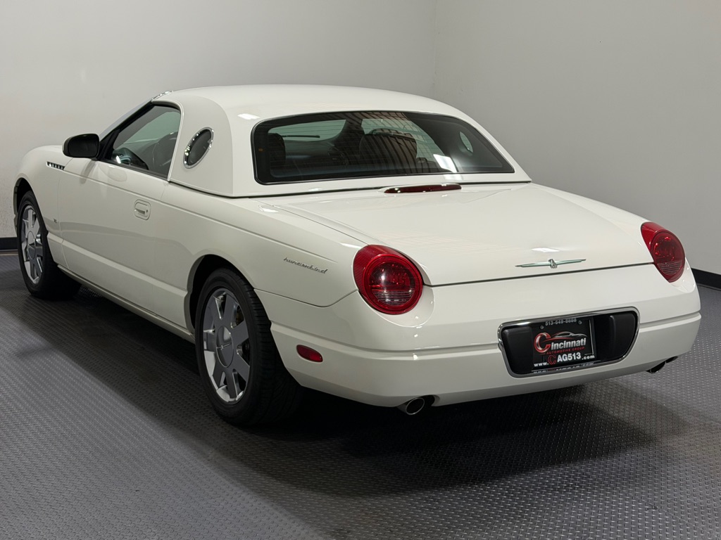Photo 7 of this FORD THUNDERBIRD