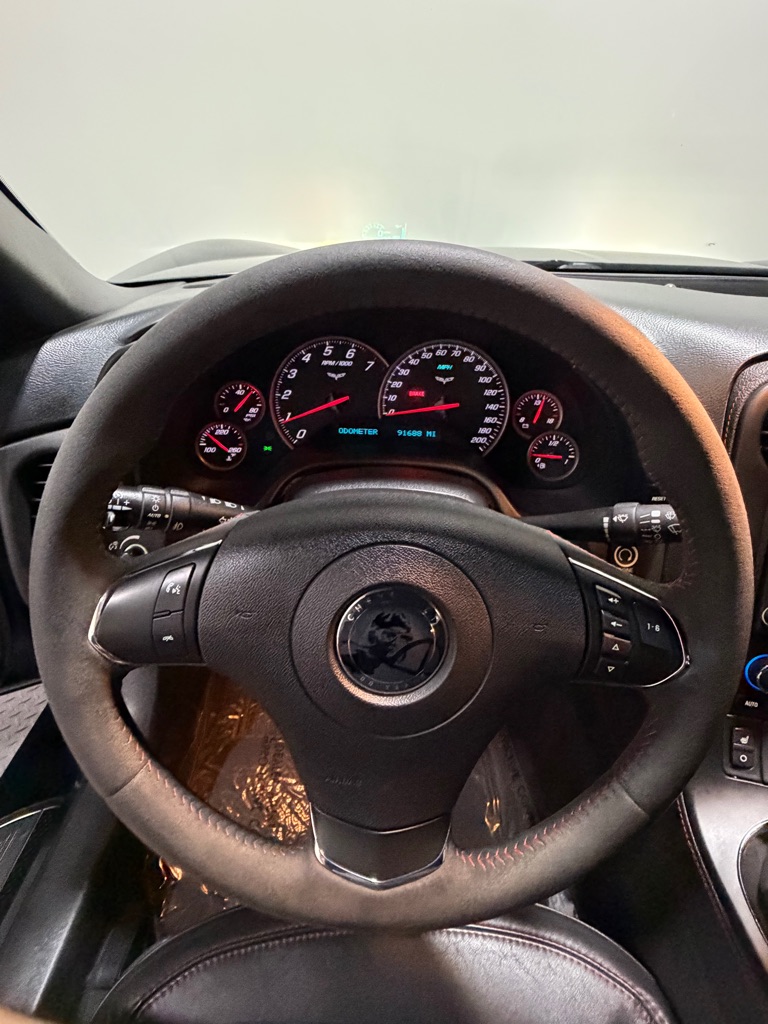 Photo 13 of this CHEVROLET CORVETTE